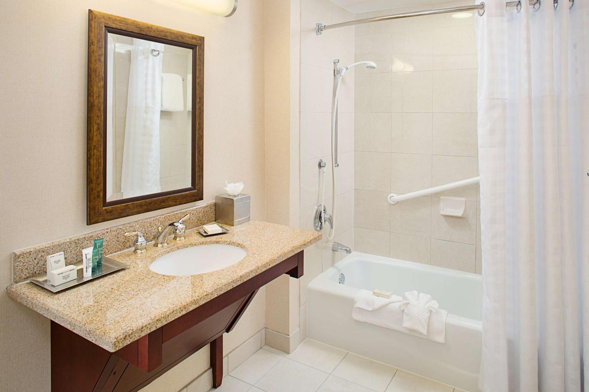 Hilton Providence Ξενοδοχείο Εξωτερικό φωτογραφία